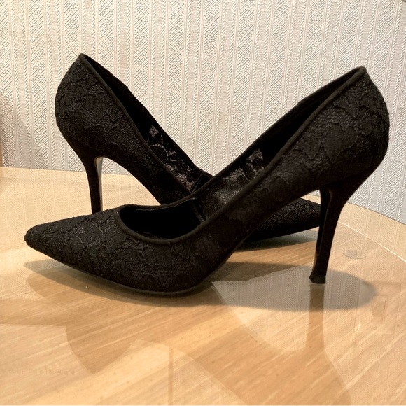 Nine West Black Lace Heels - Picture 12 of 16